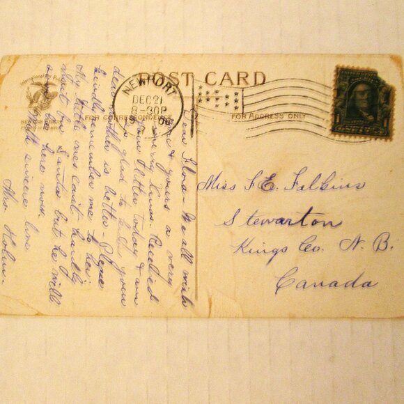 Antique December 8 of 1908 A Merry Christmas postcard of Santa surprising & toys - Picture 2 of 3